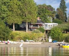 Canada British Columbia Salt Spring Island vacation rental compare prices direct by owner 1413948