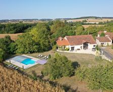 France Nouvelle-Aquitaine Juignac vacation rental compare prices direct by owner 3940643