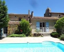 France Languedoc-Roussillon Les Cassés vacation rental compare prices direct by owner 3888476