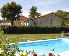 France Nouvelle-Aquitaine Villetoureix vacation rental compare prices direct by owner 4982772