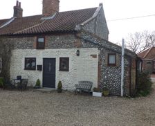 United Kingdom North Norfolk Bodham vacation rental compare prices direct by owner 4345732