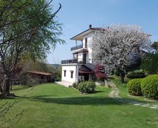 Italy Piedmont Arona vacation rental compare prices direct by owner 11718721