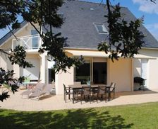 France Pays De La Loire Le Pouliguen vacation rental compare prices direct by owner 3918644