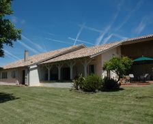 France Nouvelle-Aquitaine Seyches vacation rental compare prices direct by owner 6768954