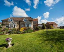 United Kingdom ENG Kilmington, Axminster, Devon vacation rental compare prices direct by owner 4225296