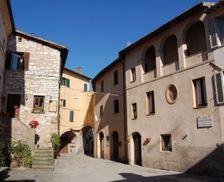 Italy Umbria SPELLO vacation rental compare prices direct by owner 25296057