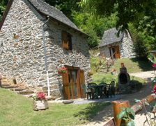 France Auvergne-Rhône-Alpes Junhac vacation rental compare prices direct by owner 5037402