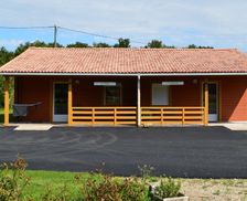 France Nouvelle-Aquitaine Clam vacation rental compare prices direct by owner 4755453