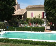 France Provence - Alpes - Cote d'Azur Sainte-Cecile-les-Vignes vacation rental compare prices direct by owner 4339370