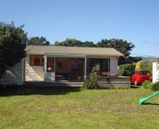 New Zealand Wellington Region Waikanae vacation rental compare prices direct by owner 10324832