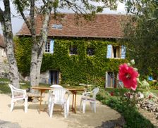 France Nouvelle-Aquitaine Azerat vacation rental compare prices direct by owner 4702602