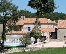 France Occitanie Mauroux vacation rental compare prices direct by owner 4045154