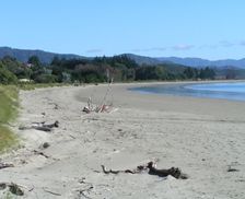 New Zealand Takaka Onekaka Beach vacation rental compare prices direct by owner 5275130