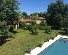 France Nouvelle-Aquitaine Saulgé vacation rental compare prices direct by owner 6782730