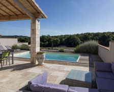 France Occitanie Castelnau de Montmiral vacation rental compare prices direct by owner 5030731