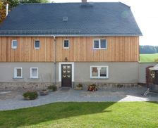 Germany Saxony Crinitzberg vacation rental compare prices direct by owner 4181171