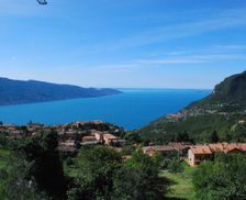 Italy Lombardy Tignale vacation rental compare prices direct by owner 9401053