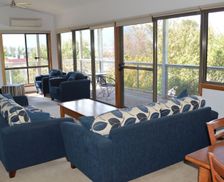 Australia VIC Tawonga South vacation rental compare prices direct by owner 6735162