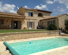 France Provence-Alpes-Côte-D’Azur Oraison vacation rental compare prices direct by owner 4787516