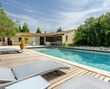 France Occitanie Vallabrègues vacation rental compare prices direct by owner 3954545