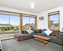 Australia VIC Warrnambool vacation rental compare prices direct by owner 12174552