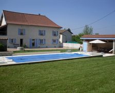 France Auvergne-Rhône-Alpes Rochetoirin vacation rental compare prices direct by owner 3920571