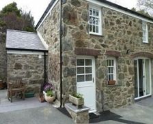 United Kingdom Wales Menai Bridge vacation rental compare prices direct by owner 4788122