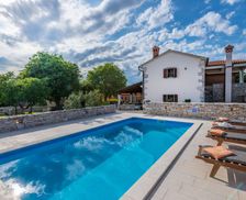 Croatia  Raša vacation rental compare prices direct by owner 4004852