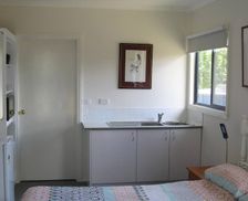 Australia VIC Ballan vacation rental compare prices direct by owner 6690531