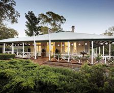 Australia WA Mundaring vacation rental compare prices direct by owner 10986874