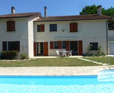 France Occitanie Villefranche-De-Rouergue vacation rental compare prices direct by owner 4806810