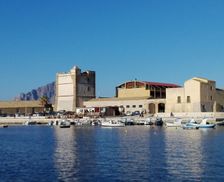 Italy Sicily Erice vacation rental compare prices direct by owner 6669356