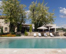 France Provence - Alpes - Cote d'Azur Saint-Pierre-de-Mezoargues vacation rental compare prices direct by owner 13153107