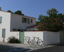 France Nouvelle-Aquitaine Rivedoux-Plage vacation rental compare prices direct by owner 4868369