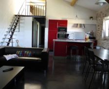 France Occitanie Saint-Paulet-De-Caisson vacation rental compare prices direct by owner 4817219