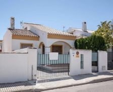 Spain Comunidad Valenciana Pueblo Latino vacation rental compare prices direct by owner 4079458