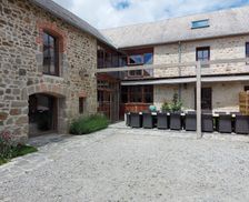 France Auvergne-Rhône-Alpes Charensat vacation rental compare prices direct by owner 4870494