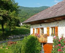 France Auvergne-Rhône-Alpes Moye vacation rental compare prices direct by owner 4047958