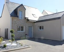 France Bretagne Roscoff vacation rental compare prices direct by owner 4687576