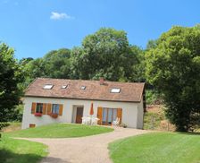 France Bourgogne-Franche-Comté Moux-En-Morvan vacation rental compare prices direct by owner 4976589