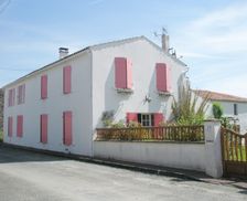 France Nouvelle-Aquitaine Tonnay-Boutonne vacation rental compare prices direct by owner 6684021