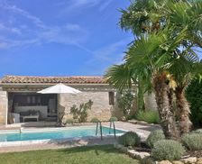 France Provence-Alpes-Côte-DAzur Gordes vacation rental compare prices direct by owner 3868590