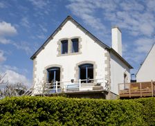 France Bretagne Saint-Nic vacation rental compare prices direct by owner 4962808