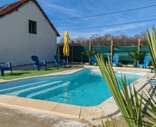 France Bourgogne-Franche-Comté Savigny-Poil-Fol vacation rental compare prices direct by owner 3963594