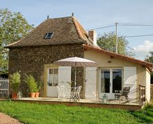 France Bourgogne-Franche-Comté Saint-Julien-De-Jonzy vacation rental compare prices direct by owner 4139681