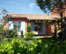 France Provence - Alpes - Cote d'Azur Pierrevert vacation rental compare prices direct by owner 3977568