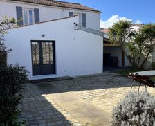 France Nouvelle-Aquitaine La Rochelle vacation rental compare prices direct by owner 4611844