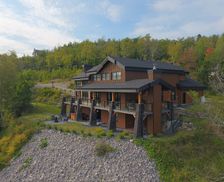 Canada Quebec Petite-Rivière-Saint-François vacation rental compare prices direct by owner 525007