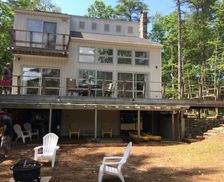 United States Maine Waterboro vacation rental compare prices direct by owner 605178