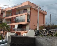 Italy Sicily Aci Castello vacation rental compare prices direct by owner 4599786